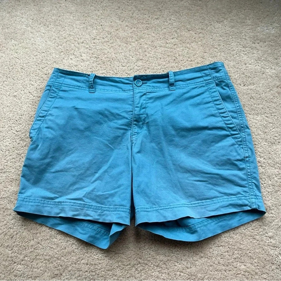 Eddie Bauer Women’s Heritage Wash Chino Shorts - Size 10 - EUC - Cotton Blend - Picture 1 of 9